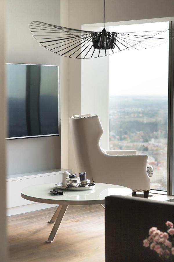Vantage Point Apartament Sky Tower Wrocław Extérieur photo